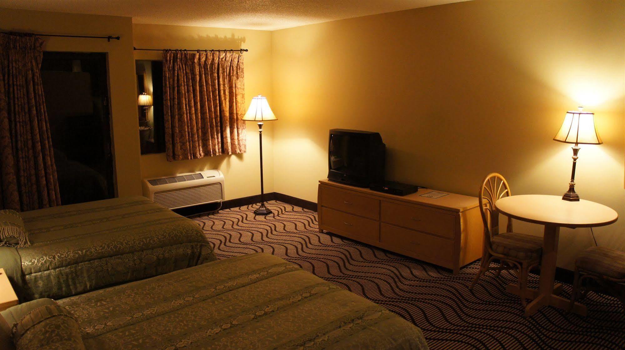 Waterbird Lakeside Inn Chesterton Εξωτερικό φωτογραφία